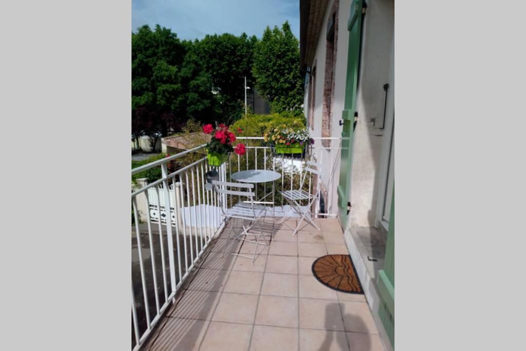 Ancienne Maison Bourgoise Apartment โบลแลน ภายนอก รูปภาพ